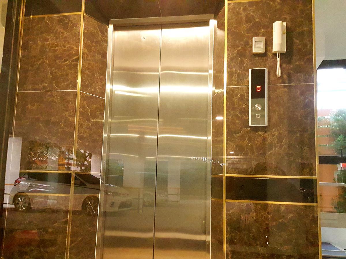 The All 24 Luxury Residence Бангкок Экстерьер фото